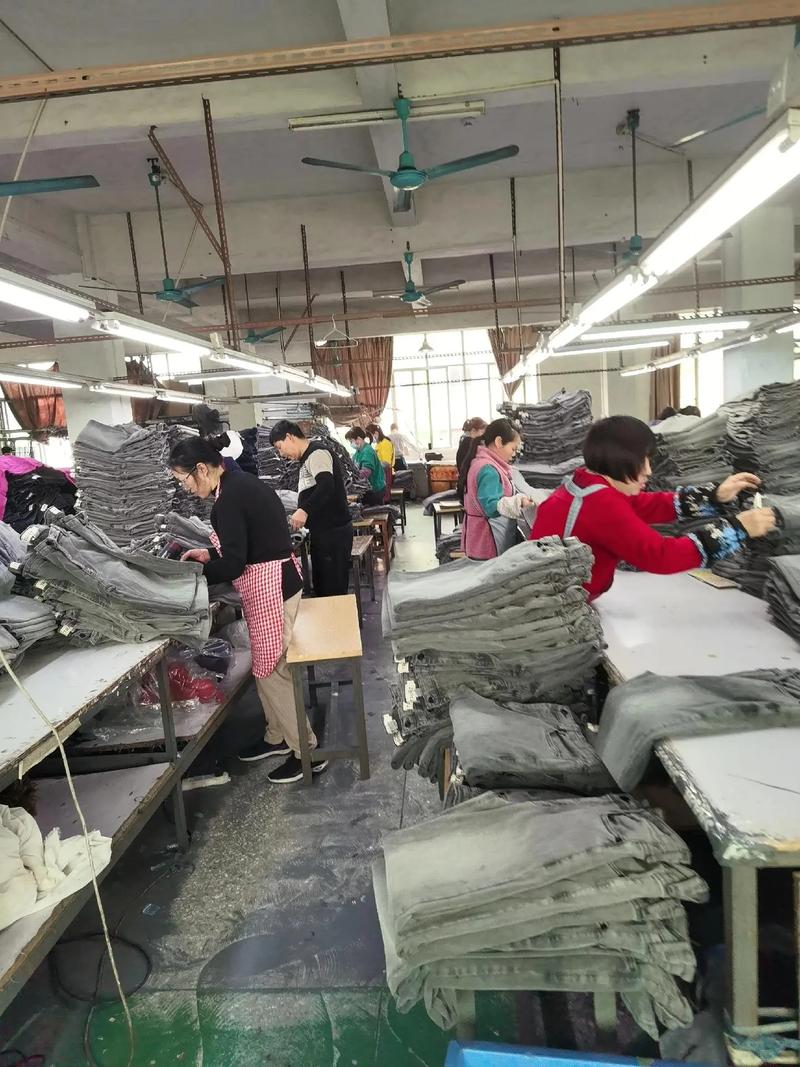 保時杰包裝部誠聘大燙1名、中查2名，歡迎加入！